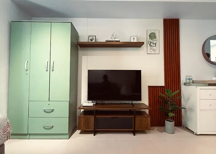 Cozy In It Park With Fast Wifi & Pool Apartment